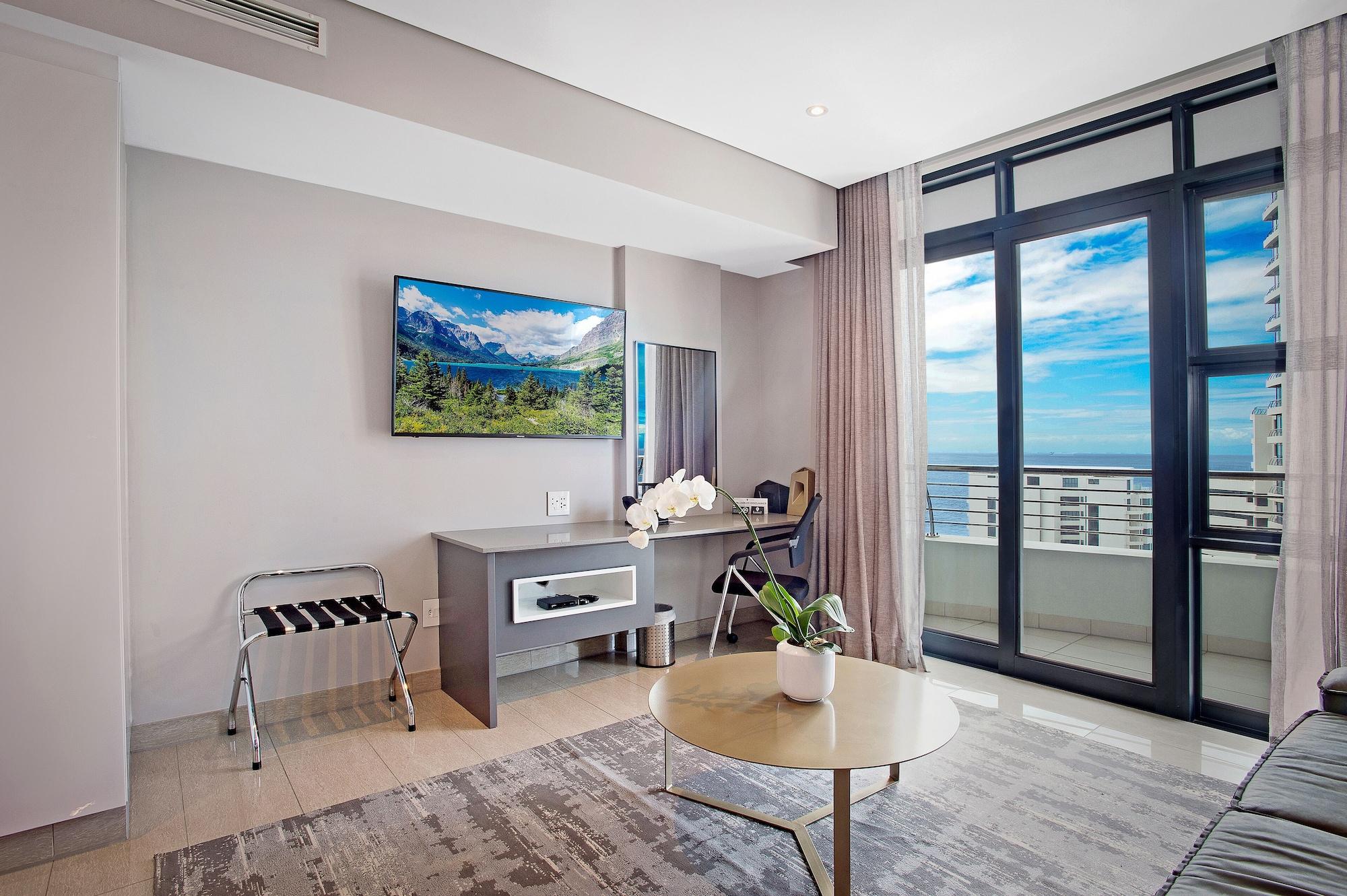 The Capital Pearls Hotel Дурбан Экстерьер фото A living room at the Hilton San Diego Bayfront